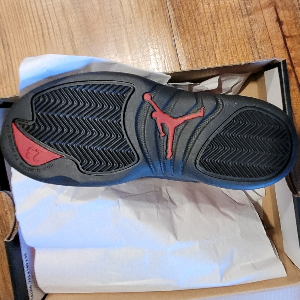 Jordan 12 Retro "Reverse Flu" (PS) - Picture 10 of 12